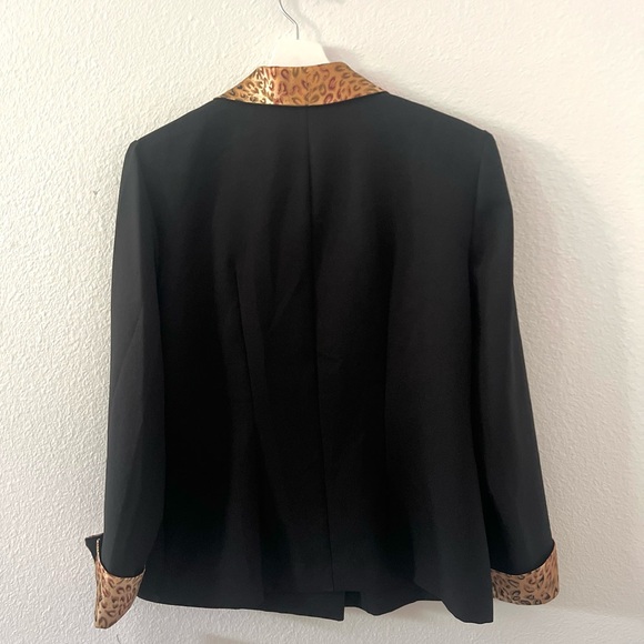 Vintage Double Breasted Buckle Blazer Black Cheetah - Picture 5 of 8